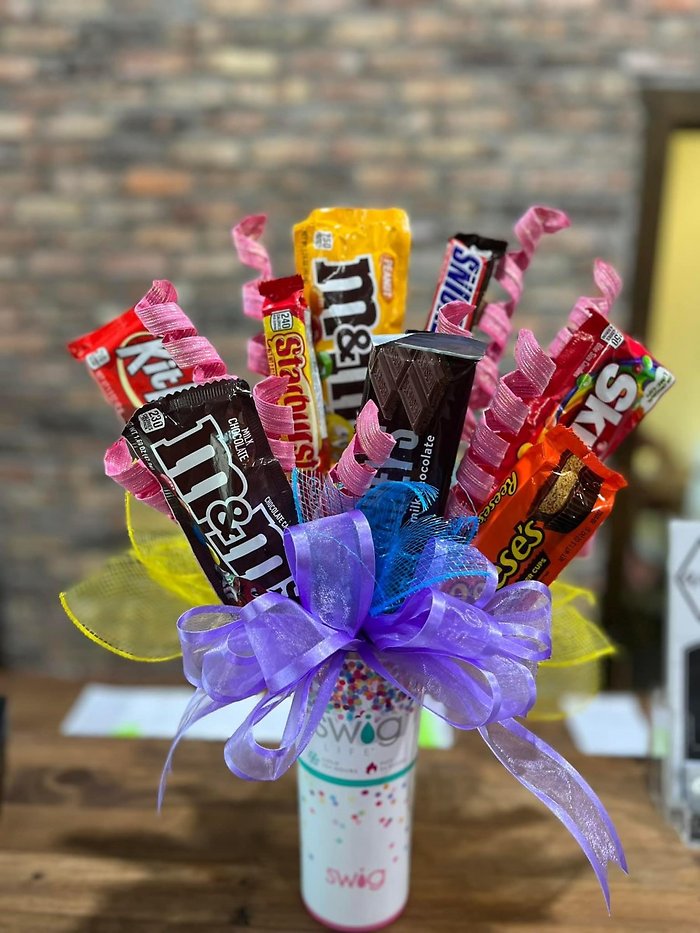 Swig Cup Candy Bouquet