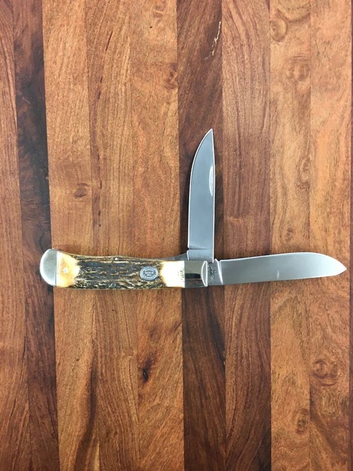 LARGE LINER LOCK STAG TRAPPER WITH SCABBARD- 4 1/2\"