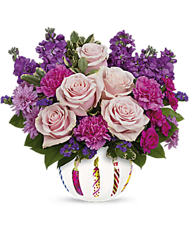 Teleflora\'s Birthday Greetings Bouquet